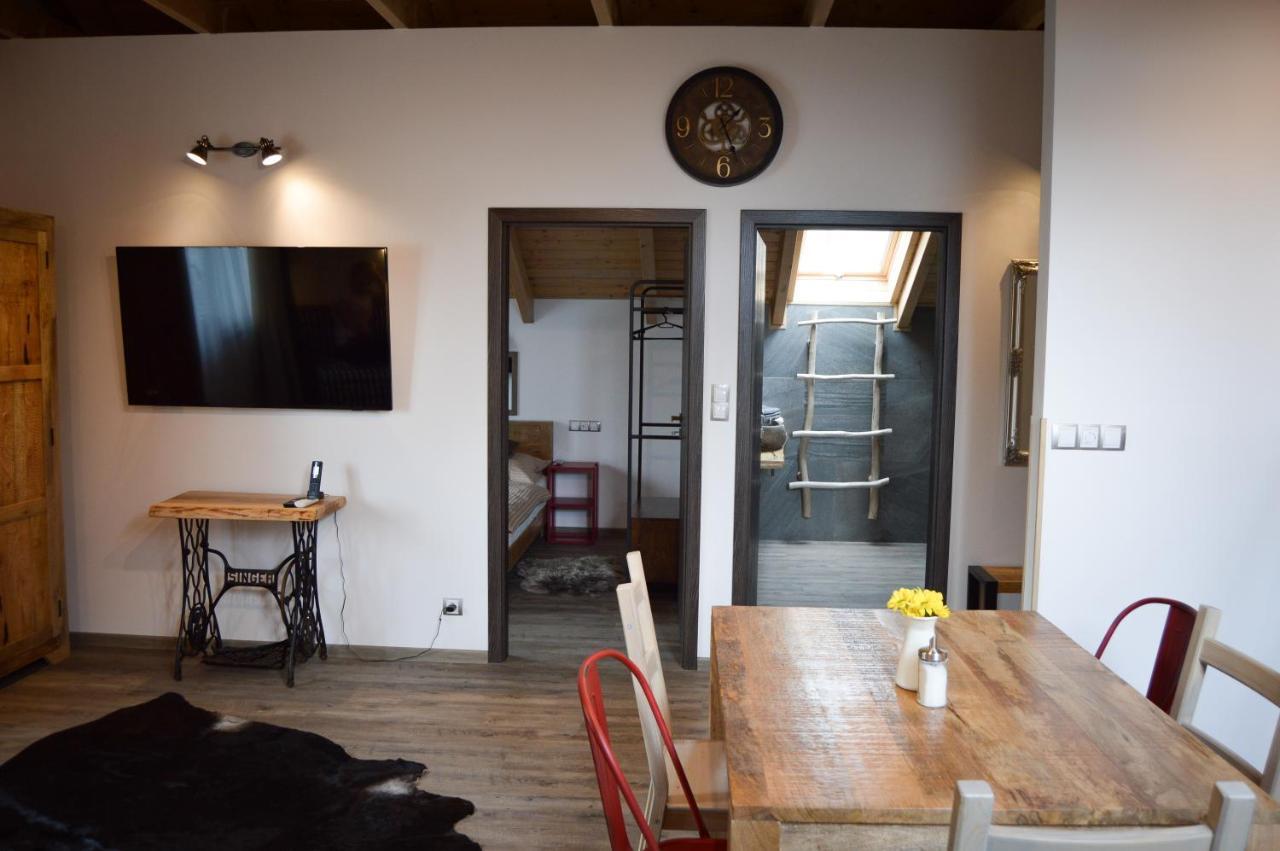 Apartmany Okrouhla Novy Bor Ngoại thất bức ảnh
